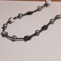 Collier en coquillage noir naturel pour femme Collier ras du cou perlé en forme de chat naturel Énergie de guérison Collier en pierre semi-précieuse