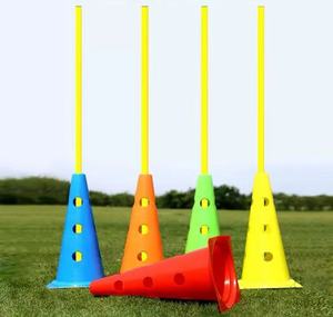 Cône d'entraînement <span class=keywords><strong>de</strong></span> football et <span class=keywords><strong>de</strong></span> basketball 32 cm avec trou, règle <span class=keywords><strong>de</strong></span> réglage <span class=keywords><strong>de</strong></span> hauteur, poteau <span class=keywords><strong>de</strong></span> marquage - Product Image 2