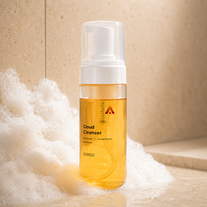 Limpiador Facial en Espuma con Efecto Blanqueador y Limpieza Profunda, Fórmula Personalizada para Todo Tipo de Piel - Product Image 2