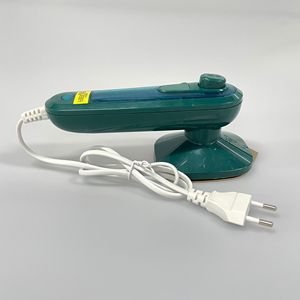 Venta al por mayor Gadgets <span class=keywords><strong>para</strong></span> el hogar <span class=keywords><strong>viaje</strong></span> eléctrico pequeño <span class=keywords><strong>plancha</strong></span> de vapor portátil húmedo y seco vaporizador de mano - Product Image 4