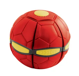 TikTok हॉट सेलिंग लचीली इंटरैक्टिव बाउंसिंग बॉल आउटडोर मैजिक ufo सॉकर बॉल खिलौने बच्चों के लिए फ्लैट बॉल खिलौने 3 रोशनी