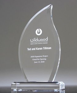 8.5 Inci Plakat Akrilik Inspirasi Akademik Miring Api Penghargaan <span class=keywords><strong>Laser</strong></span> Terukir Personalisasi Plastik Terukir Piala Pencapaian - Product Image 5