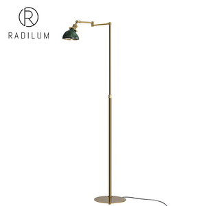 <span class=keywords><strong>Lampadaire</strong></span> sur pied en métal et verre, style vintage rétro, laiton vert côtelé, bras articulé, pour salon et chambre, vente en gros directe usine - Product Image 1