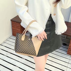 กระเป๋าถือพิมพ์ลายวินเทจไม่ซ้ำใครกระเป๋าทรงถังสีบล็อกที่ทันสมัยพร้อมสายคล้องไหล่และกระเป๋าโทรศัพท์/กระเป๋าสตางค์ - Product Image 4