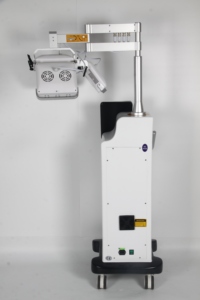 เครื่องรักษาเส้นผมสำหรับคลินิกเสริมสวย ซาลอน  กระตุ้นการเจริญเติบโตของเส้นผมด้วยแสงสีแดง พร้อมอุปกรณ์นวดหนังศีรษะไฟฟ้า - Product Image 2