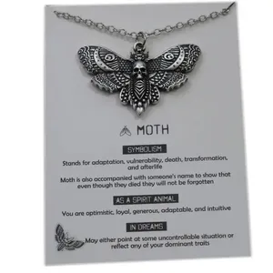 Personalizzato Halloween Gothic Death Moth collana Wicca Moon Skull Insect Hawkmoth ciondolo gioielli stregoneria