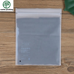 ถุงซิปล็อคพลาสติกแบบรีไซเคิลได้ พิมพ์ลายกราเวียร์ตามสั่ง เป็นมิตรกับสิ่งแวดล้อม ผิวสัมผัสนุ่ม ปิดผนึกได้ สำหรับบรรจุภัณฑ์ชุดชั้นใน ถุงเท้า และรองเท้า - Product Image 4