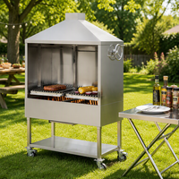 Nouveau design Grille argentine modèle avec auvent Grille de cuisson réglable Bbq Gaucho Grills Santa Maria Grill
