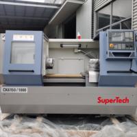 Machine de tour CNC horizontale SUPERTECH CK6150/1000 avec systèmes de contrôle Fanuc, Siemens et GSK, lit plat artisanal suisse