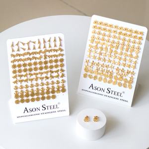 Pendientes de botón chapados en oro de 18 quilates de alta calidad, joyería de acero inoxidable, diferentes estilos, bonitos pendientes de botón, juego de pendientes con tarjetas de exhibición - Product Image 1