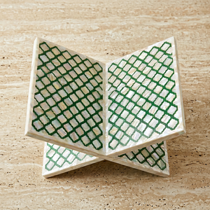 Porta libros religioso personalizado hecho a mano con diseño marroquí en varios diseños y colores, porta libros islámico con conchas marinas - Product Image 1