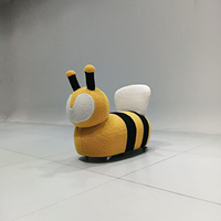 Fauteuil à bascule moderne en velours en forme d'abeille, chaise d'appoint douce pour salon, siège pour tout-petit, mobilier à bascule pour enfants, utilisation intérieure, chambre, hôtel