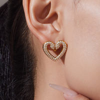 Ensemble de bijoux en acier inoxydable plaqué or 18 carats avec cœur en zircon cubique pour femme : collier, bracelet, bague, boucles d'oreilles – Idéal pour mariage, fiançailles, fête