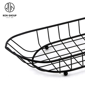 Per friggere cestini per pane Chipschicken vendita in fabbrica filo metallico cestino a forma di barca <span class=keywords><strong>nero</strong></span> con un portabicchieri per salsa per cucina - Product Image 2