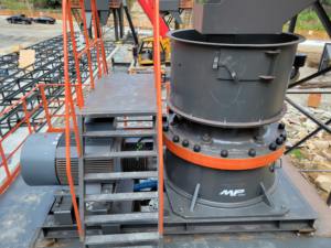 Concasseur à cône monocylindre fiable de la série CC, facile à entretenir, conception simple avec une grande capacité de concassage - Product Image 6