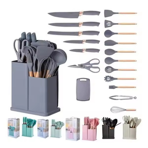 Juego de Utensilios de Cocina de Bambú y Silicona de Grado Alimenticio Rimei de 19 Piezas con Mango de Silicona, Herramientas de Cocina y Soporte de Almacenamiento, Solo Lavar a Mano - Product Image 2