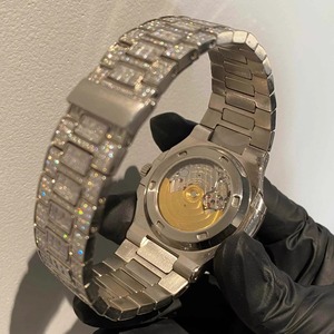 Montre automatique en acier inoxydable personnalisée, style hip-hop, entièrement sertie de diamants, testée au diamanttesteur - Product Image 4