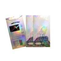 Boîte d'emballage de vente au détail suspendue en papier laminé mat holographique haut de gamme personnalisée pour verre trempé de protection d'écran de téléphone portable