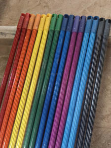 Mango de escoba de madera recubierto de PVC Color personalizado de alta calidad/Palos de fregona de madera/mango <span class=keywords><strong>Broomo</strong></span> - Product Image 4