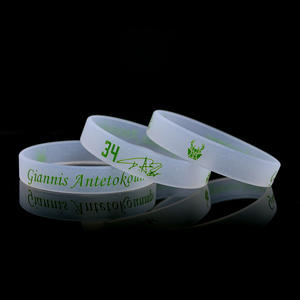 אישית אלסטי פרסומי wristbands עם לוגו מותאם אישית זוהר צמיד סיליקון גומי כהה - Product Image 6