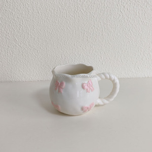 <span class=keywords><strong>Tazza</strong></span> in ceramica <span class=keywords><strong>rosa</strong></span> creativa con Design Bowknot goffrato <span class=keywords><strong>tazza</strong></span> da caffè da 330ml per uso quotidiano e regali - Product Image 5