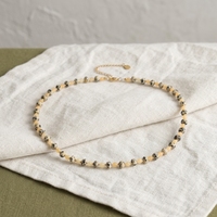 Kalung Choker Manik-manik Jasper Dalmation Batu Giok Krem Buatan Tangan Rantai Klavikula Pendek yang Dapat Disesuaikan Perhiasan Minimalis untuk Wanita