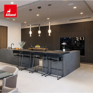 Meuble <span class=keywords><strong>de</strong></span> rangement haut Alland modulaire en <span class=keywords><strong>bois</strong></span> massif avec placage coloré, sans poignée, pour cuisine avec îlot surélevé - Product Image 1