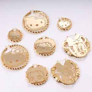 Personalisierte Hello Kitty Cartoon-Charakter Bambus-Reif Edelstahl-Ohrringe für Damen, Verblassungsresistent und Wasserfest, Geschenkidee - Product Image 4