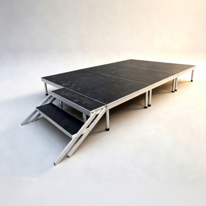 Plateforme de scène 4x4 pieds pour événements extérieurs, avec quatre pieds – Fournisseur - Product Image 1
