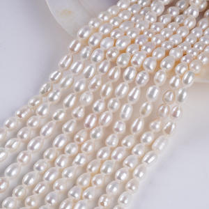 Perles de riz d'eau douce naturelles de 5-6 mm, couleur blanche, vente en gros du fabricant, pour la fabrication de bracelets et de colliers faits main - Product Image 1