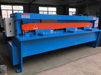 Cisaille à guillotine électrique entièrement automatique en acier inoxydable pour tôles, moteur 7,5 kW, capacité de coupe 6 mm, largeur 1600 mm
