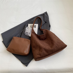 Bolso Tote <span class=keywords><strong>de</strong></span> PU con Cadena, Impermeable, Gran Capacidad, Nuevo, Moderno y <span class=keywords><strong>de</strong></span> Alta Gama para Mujer - Product Image 2