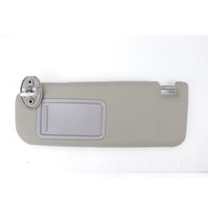 Visera Solar Gris con Luces para Toyota Camry Modelo 12-17 74320-06610-B1, Montada en el Techo, Material ABS - Product Image 3
