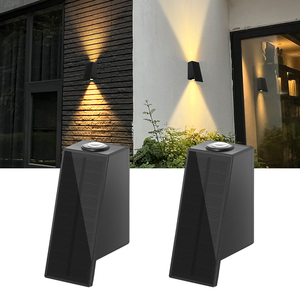 Lampes solaires <span class=keywords><strong>de</strong></span> <span class=keywords><strong>jardin</strong></span> d'extérieur LED IP65 étanche blanc chaud RVB décoration cour haut et bas clôture murale lampes solaires - Product Image 1