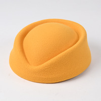 BESTELLA OEM Vente en gros – Chapeau formel pour femme en feutre acrylique rayé, style béret melon, idéal pour l'hôtellerie et les spectacles sur scène