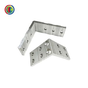 Connecteur d'angle en aluminium pour <span class=keywords><strong>porte</strong></span> et fenêtre, profilé en aluminium moulé sous pression à 90 degrés, fabrication OEM en Chine - Product Image 2