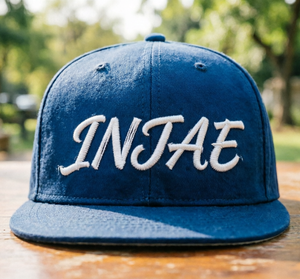 Gorra de béisbol de algodón con logotipo bordado personalizable, suave y cómoda, unisex, con correa ajustable en la parte trasera. - Product Image 5