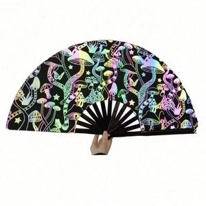 พัดไม้ไผ่สีดำขนาด 13 นิ้ว ผ้าสะท้อนแสง 33 ซม. งานฝีมือแกะสลักธรรมชาติ พับได้ ของขวัญธุรกิจยุโรป ของที่ระลึกส่งเสริมการขาย - Product Image 1