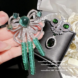 Broche Antigo de Cobre Banhado a Ouro 18K com Gema de Esmeralda, Alfinete de Libélula, Laço Verde Malaquita, Calcedônia e Zircônia para Festa, Aniversário Feminino - Product Image 3