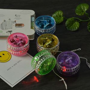 Yoyo coloré personnalisé pour enfants, jouet en plastique compact et léger avec cordon lumineux, idéal pour les entreprises - Product Image 6