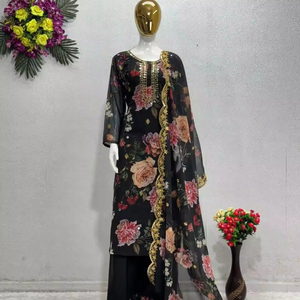 ลําดับการปักหนักของนักออกแบบด้วยการพิมพ์มือดิจิตอลชุดสูทชาวปากีสถานพร้อม Georgette Plazzo ปักเต็มและหนัก - Product Image 1