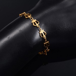 Bracelet en acier inoxydable motif couronne mignon pour femme et fille, chaîne de cheville, bracelet de main, accessoires de bijoux en métal pour l'été - Product Image 5