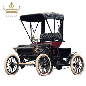 سيارة قديمة منحنية - سيارة كلاسيكية طراز R مع إنتاج واسع سيارة أنتيكة تراثية قابلة للجمع