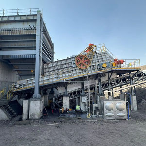 Сверхпрочный фартук с встроенной дробилкой и питателем - Product Image 1