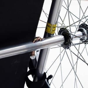 <span class=keywords><strong>Remolque</strong></span> <span class=keywords><strong>de</strong></span> bicicleta <span class=keywords><strong>para</strong></span> perros con suspensión <span class=keywords><strong>de</strong></span> liberación rápida, portador <span class=keywords><strong>de</strong></span> mascotas absorbente <span class=keywords><strong>de</strong></span> golpes con <span class=keywords><strong>gancho</strong></span> <span class=keywords><strong>de</strong></span> correa Interior <span class=keywords><strong>para</strong></span> andar en bicicleta y caminar - Product Image 5