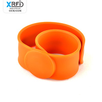 Logo personnalisé Nfc étanche programme réutilisable réglable Rfid activité bracelet en Silicone