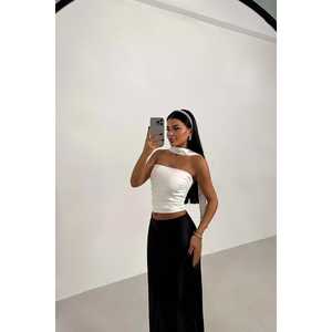 Haut court vintage blanc en satin pour femme, taille XL, asymétrique, sans col, en soie tricotée, broderie plumes, uni, pour printemps automne - Product Image 1