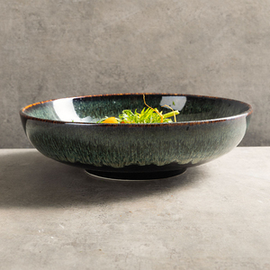 Tazón de cerámica refinada para comedor, azul niebla, exterior mate suave, gran capacidad, apto para alimentos, duradero, para una mesa contemporánea. - Product Image 1