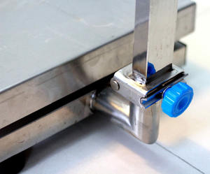 ميزان إلكتروني رقمي ميكانيكي للمختبرات بسعة 300 كجم مع قاعدة بلاستيكية - Product Image 5