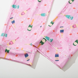 Ensemble de pyjamas de nuit personnalisés pour femmes Fabricant Fournisseur Vêtements de détente d'usine Vêtements de nuit Chemise imprimée <span class=keywords><strong>en</strong></span> bouteille de vin Pantalon long - Product Image 5